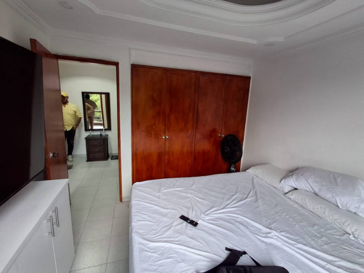 Apartamento en Medellín · Nueva Villa del Aburrá · Belén — foto 12
