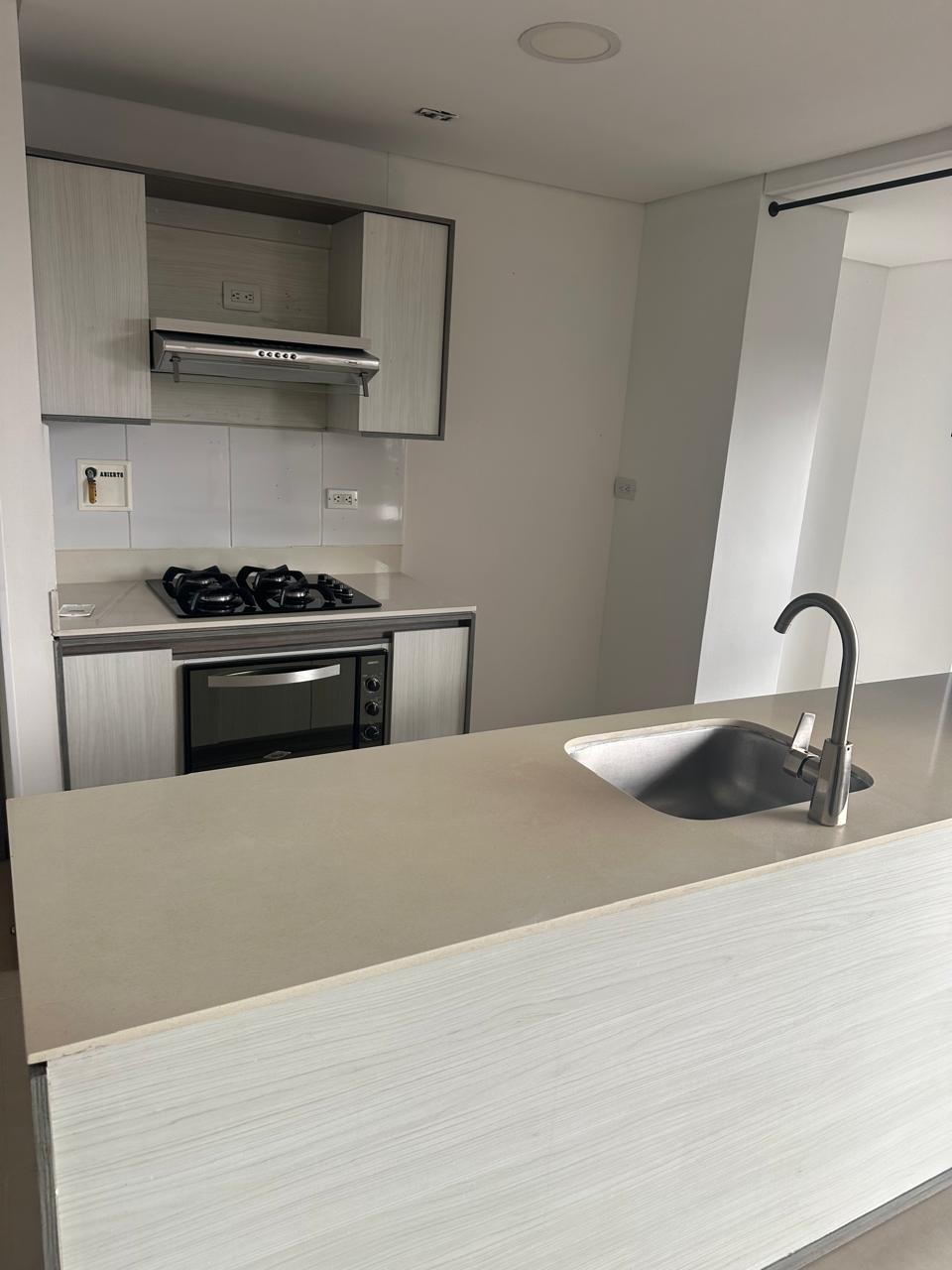 Apartamento en Medellín · Suramericana · Laureles - Estadio — foto 4