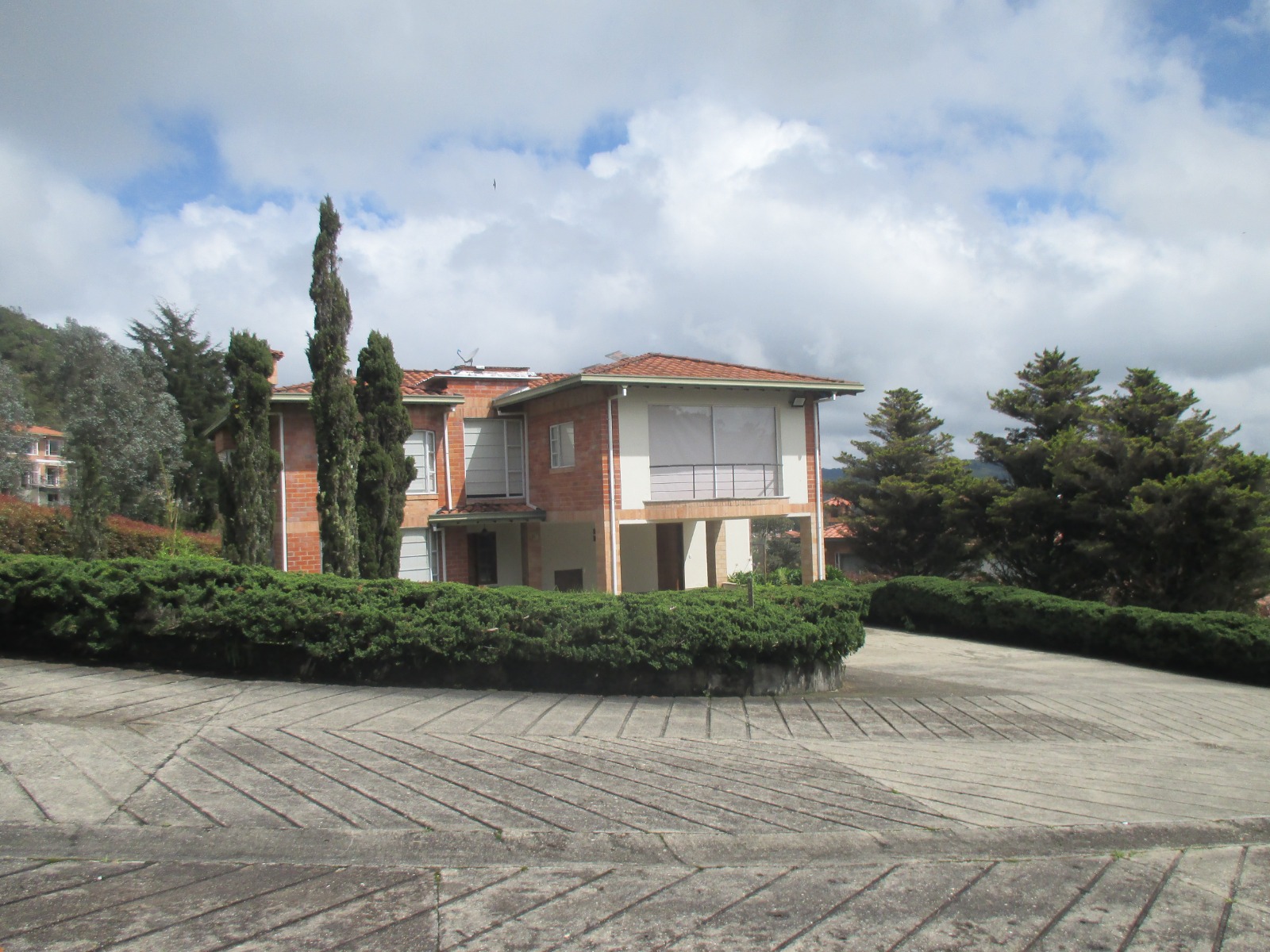 Casa en Envigado · El Escobero · El Escobero — foto 2