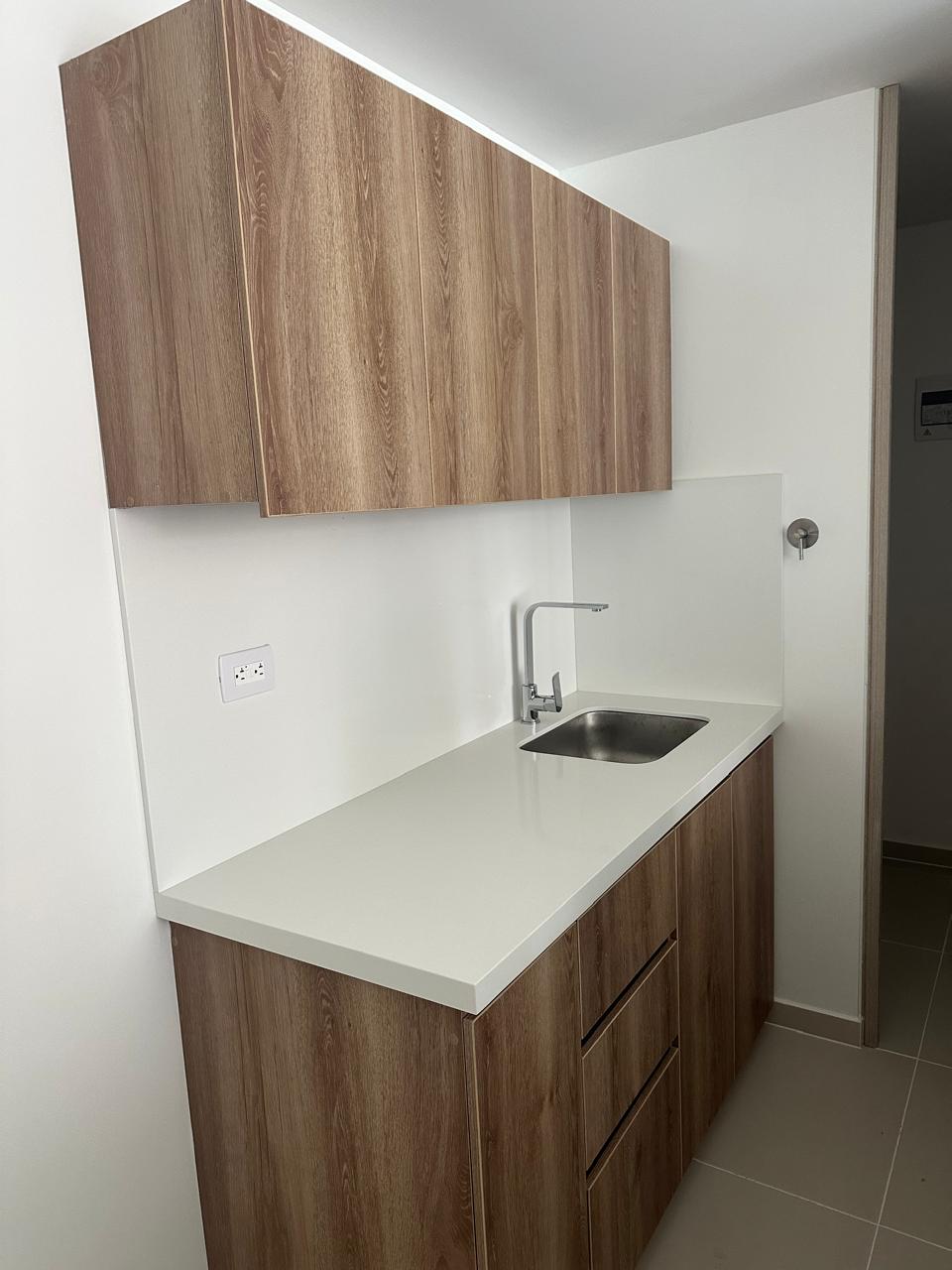 Apartamento en Medellín · Barrio Colombia(Ciudad del Río) · El Poblado — foto 9