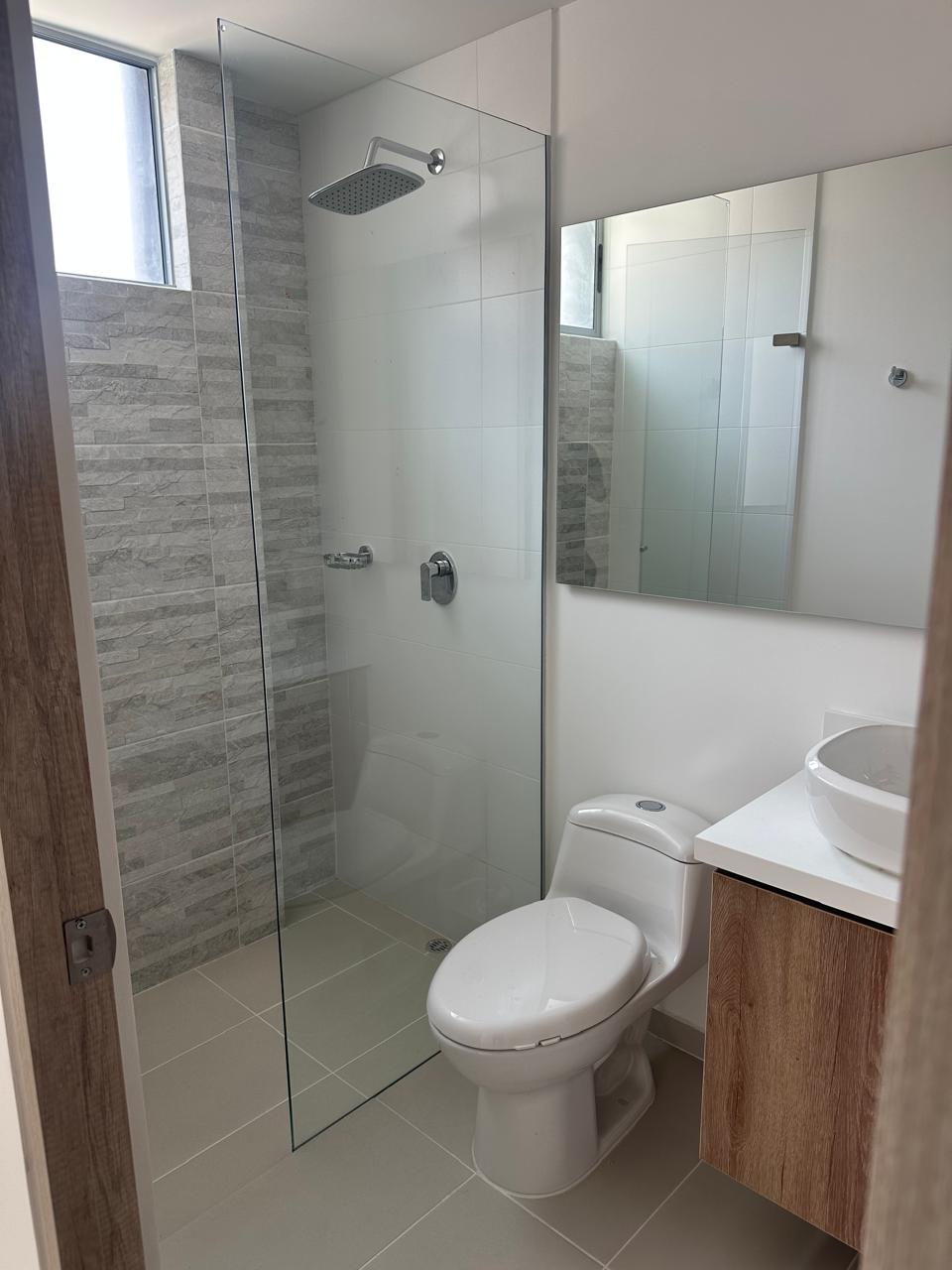 Apartamento en Medellín · Barrio Colombia(Ciudad del Río) · El Poblado — foto 15