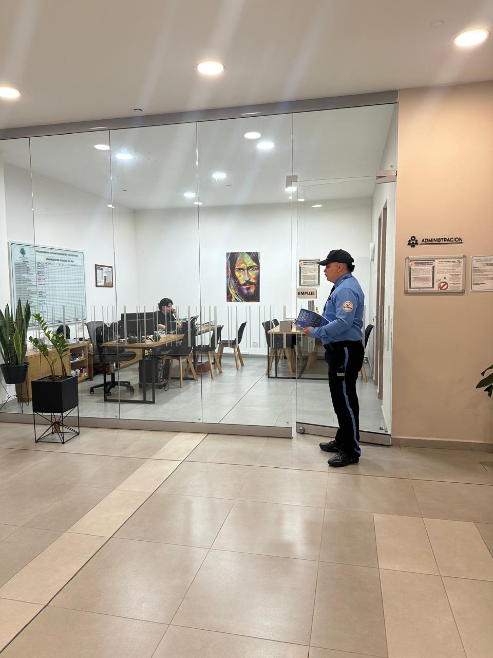 Apartamento en Medellín · Barrio Colombia(Ciudad del Río) · El Poblado — foto 24