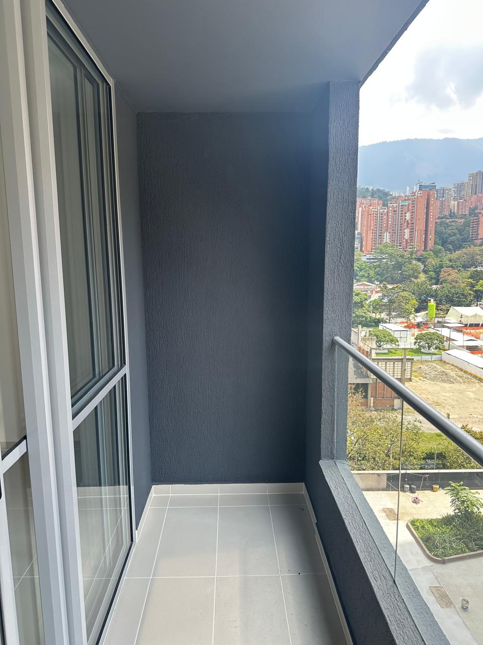 Apartamento en Medellín · Barrio Colombia(Ciudad del Río) · El Poblado — foto 28