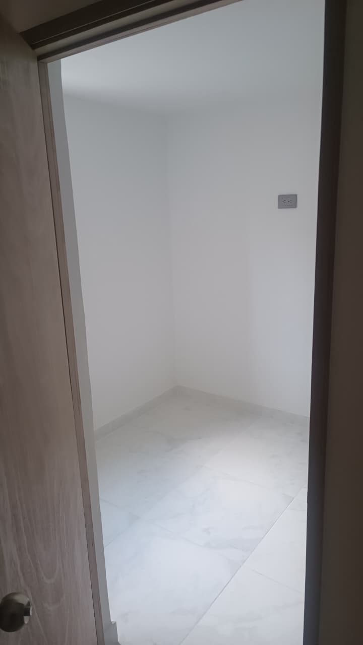 Apartamento en Medellín · La Hondonada(Rodeo Alto) · Belén — foto 13