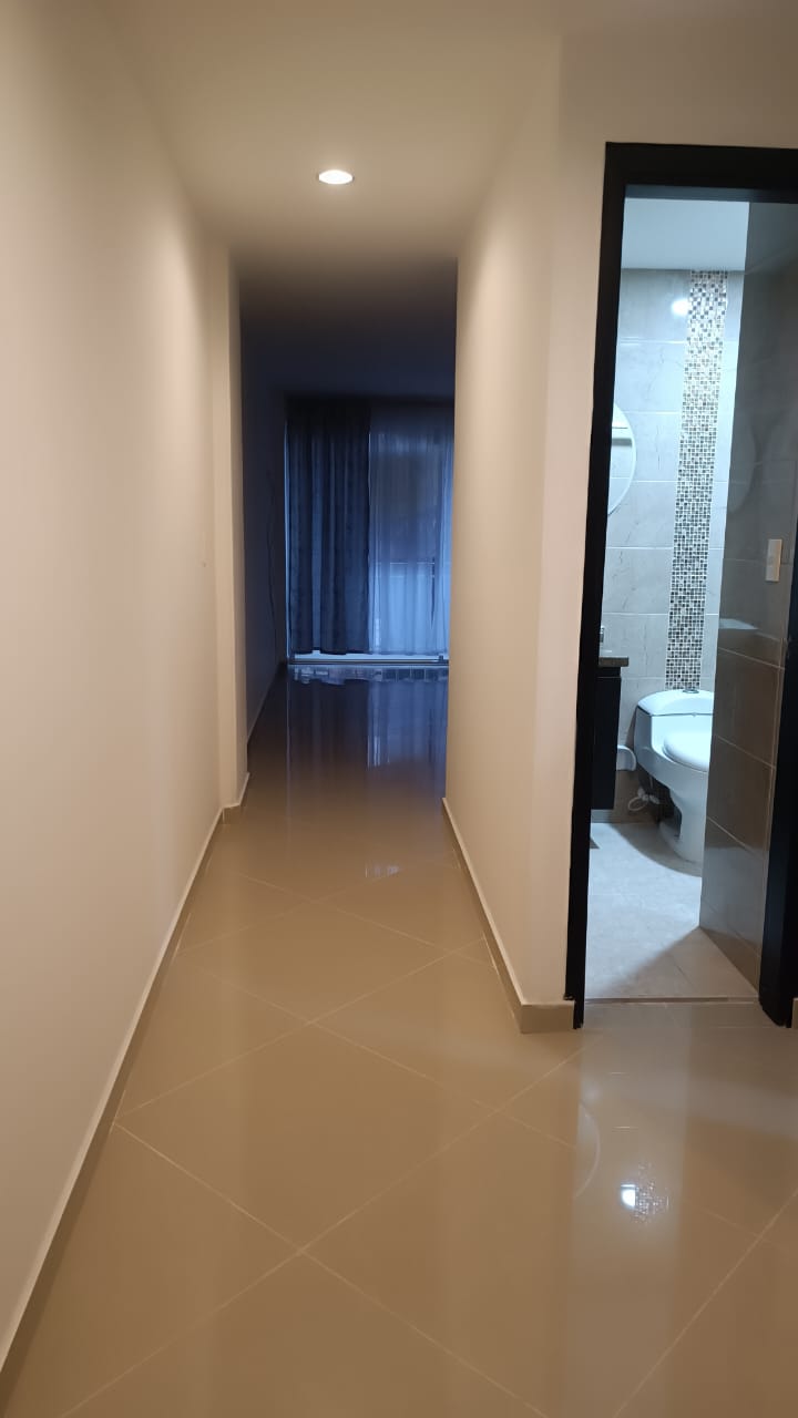 Apartamento en Medellín · Boston · La Candelaria — foto 2