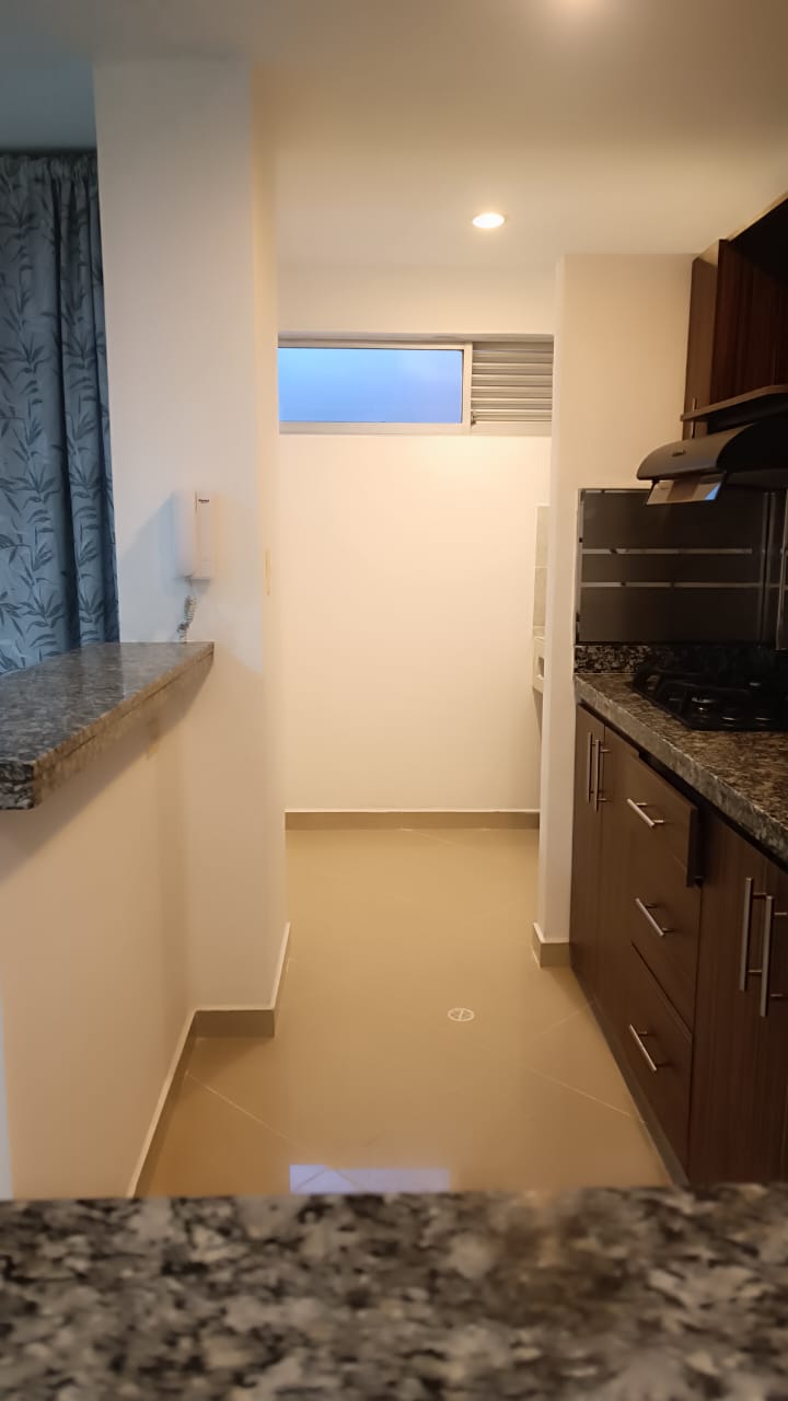 Apartamento en Medellín · Boston · La Candelaria — foto 7