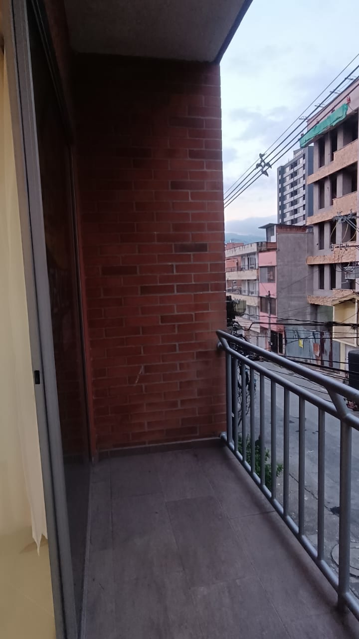 Apartamento en Medellín · Boston · La Candelaria — foto 11