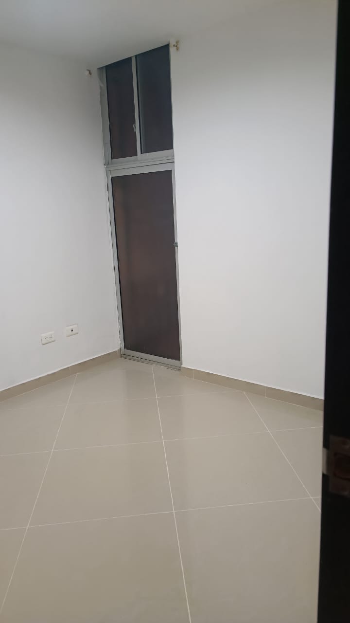 Apartamento en Medellín · Boston · La Candelaria — foto 14