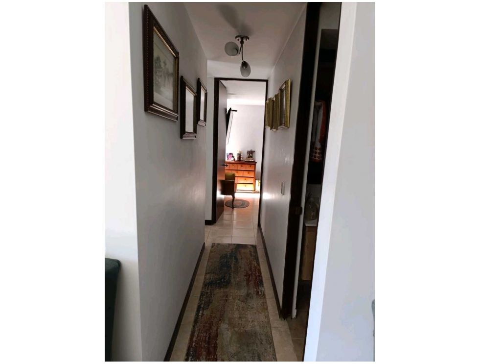 Apartamento en Medellín · Barrio Colombia(Ciudad del Río) · El Poblado — foto 6