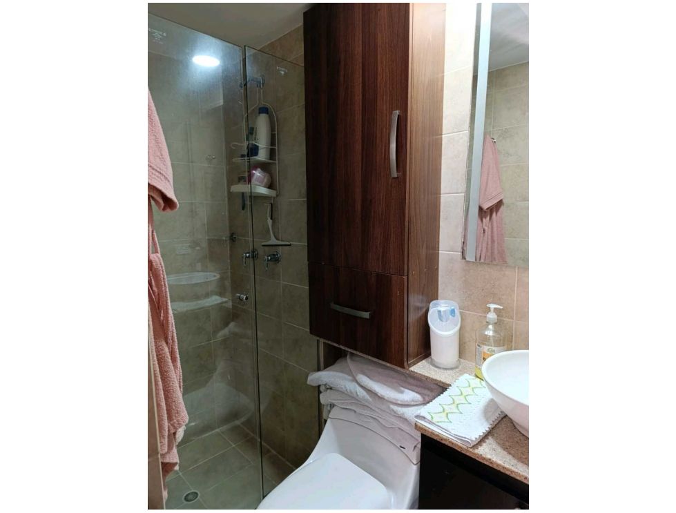 Apartamento en Medellín · Barrio Colombia(Ciudad del Río) · El Poblado — foto 12