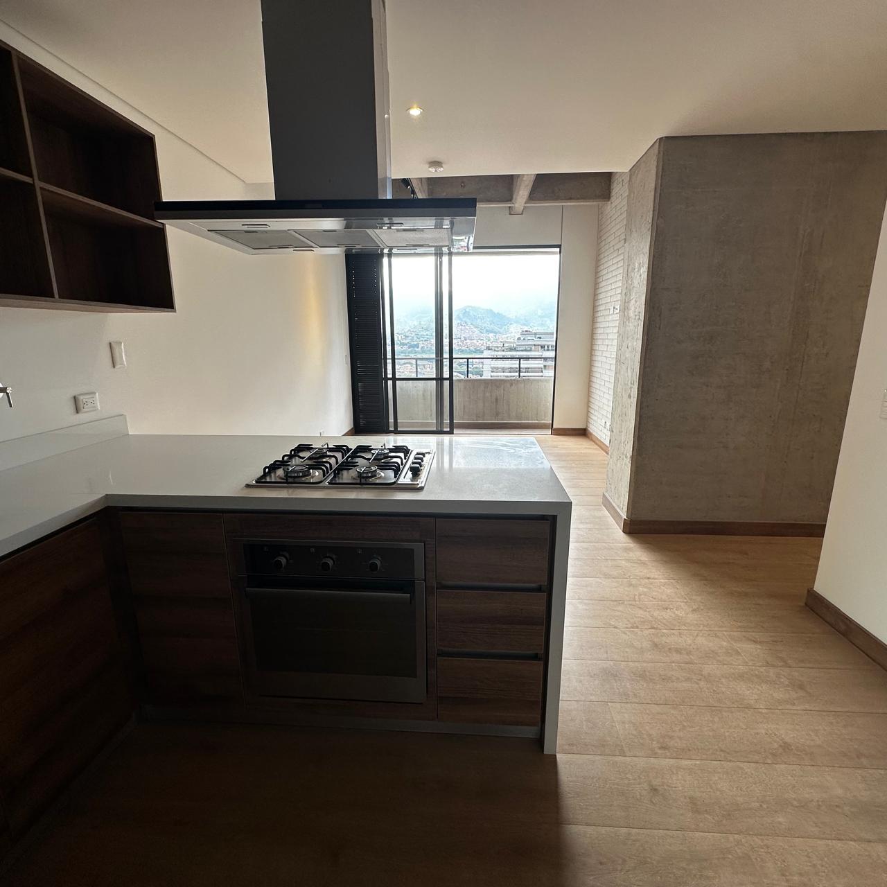 Apartamento en Medellín · Barrio Colombia(Ciudad del Río) · El Poblado — foto 17