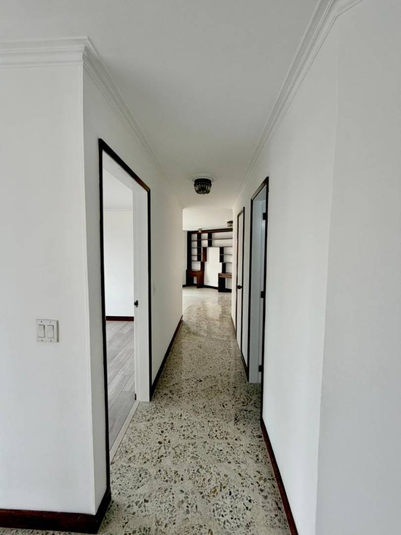 Apartamento en Medellín · Laureles · Laureles - Estadio — foto 13