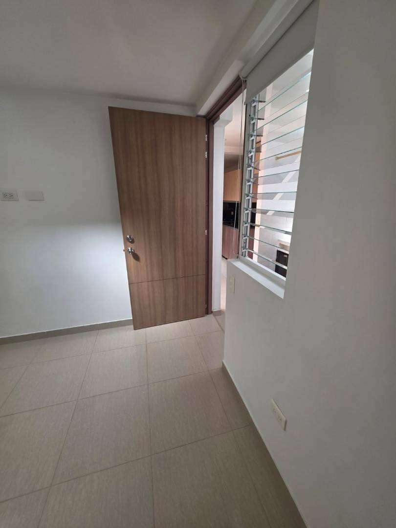 Apartamento en Medellín · Barrio Cristóbal · La América — foto 8